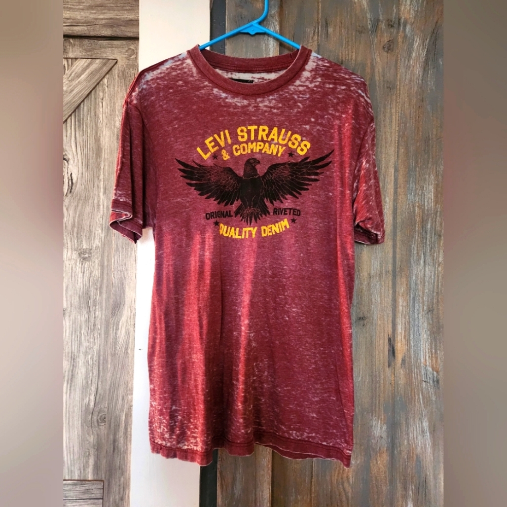 Levi's Red Graphic T-Shirt for Men